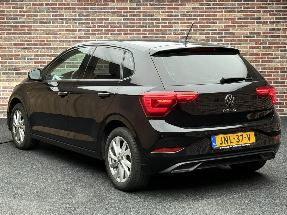 1.0 TSI R-Line | IQ Light | Automaat |