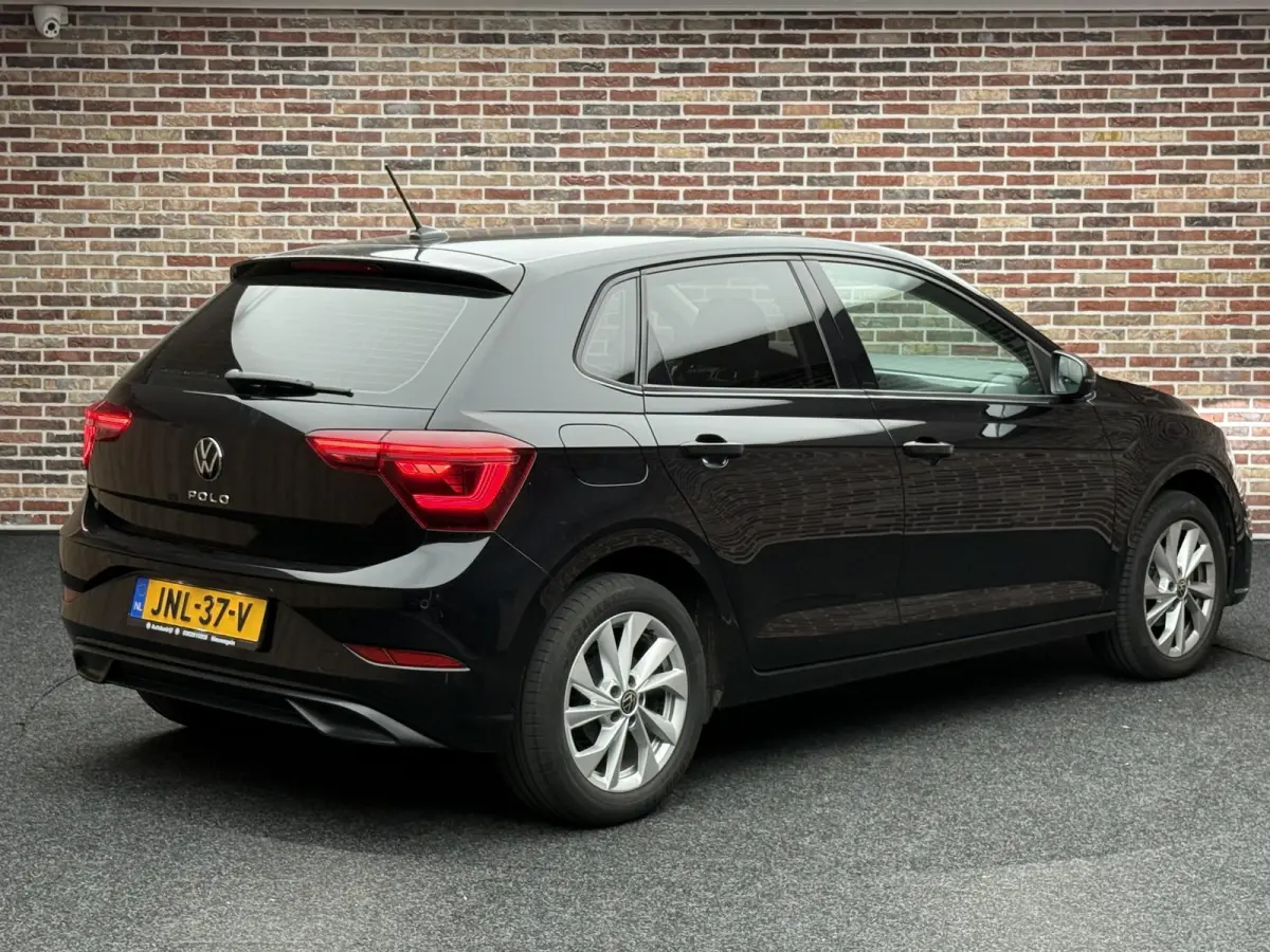 1.0 TSI R-Line | IQ Light | Automaat |