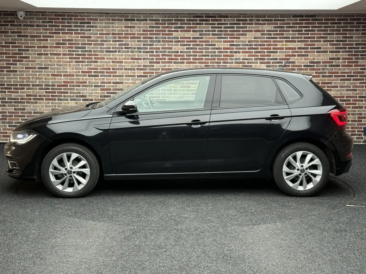 1.0 TSI R-Line | IQ Light | Automaat |