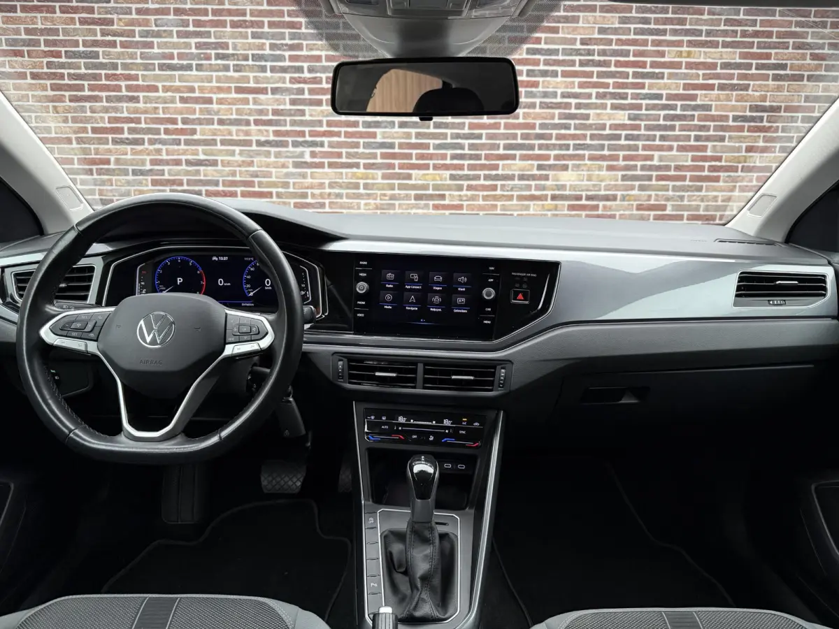 1.0 TSI R-Line | IQ Light | Automaat |