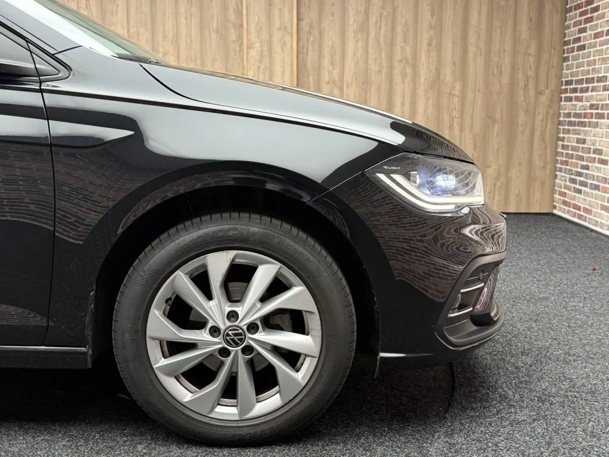 1.0 TSI R-Line | IQ Light | Automaat |