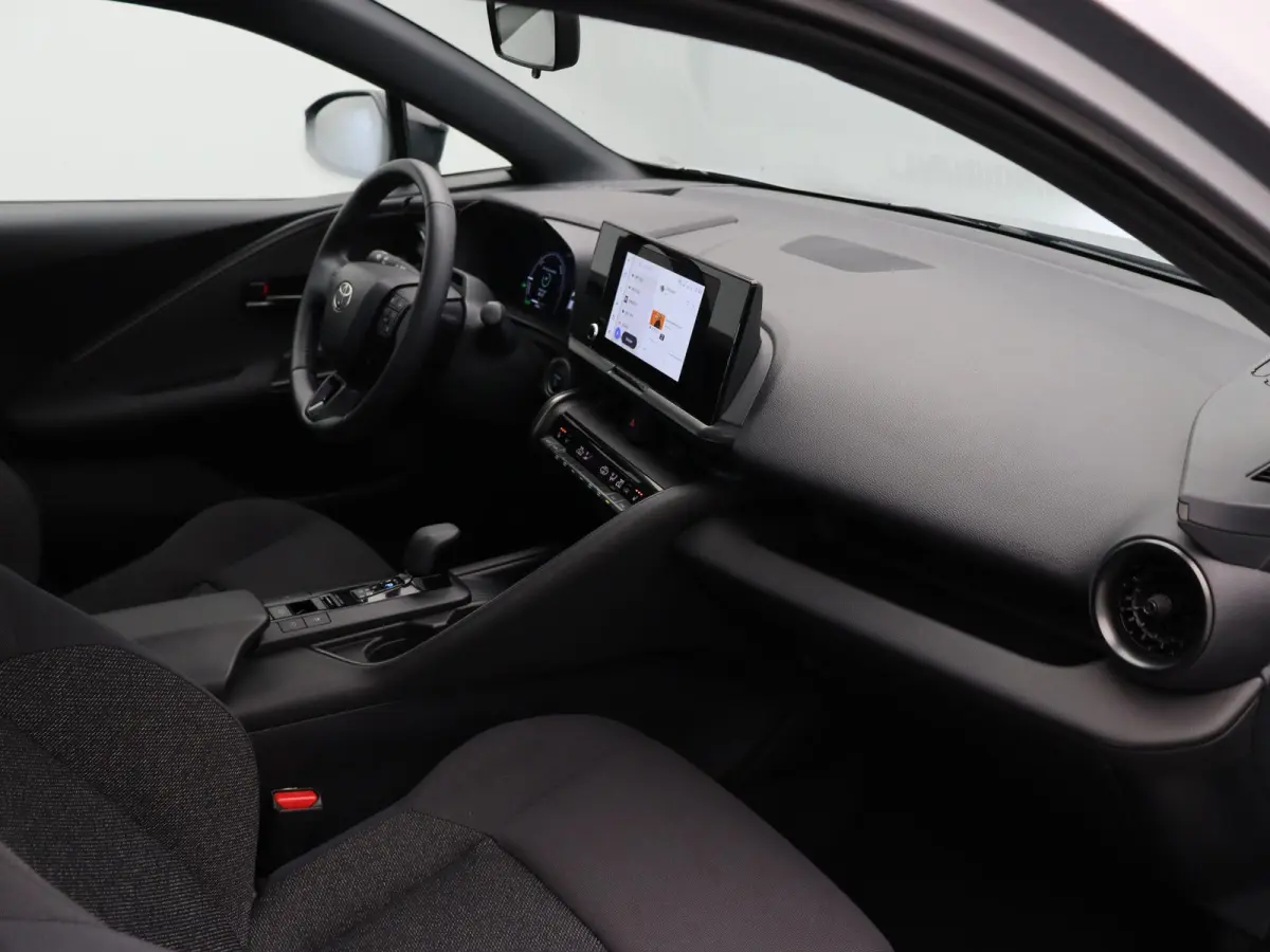 1.8 Hybrid 140 Active | Stoel- en stuurwielverwarming | Voorruitverwarming | Achteruitrijcamera | Dodehoek |