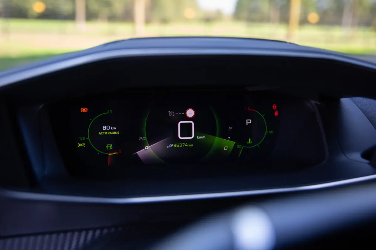 1.2 PureTech GT-Line , Cruise control, Achteruitrijcamera, Navigatie, Led