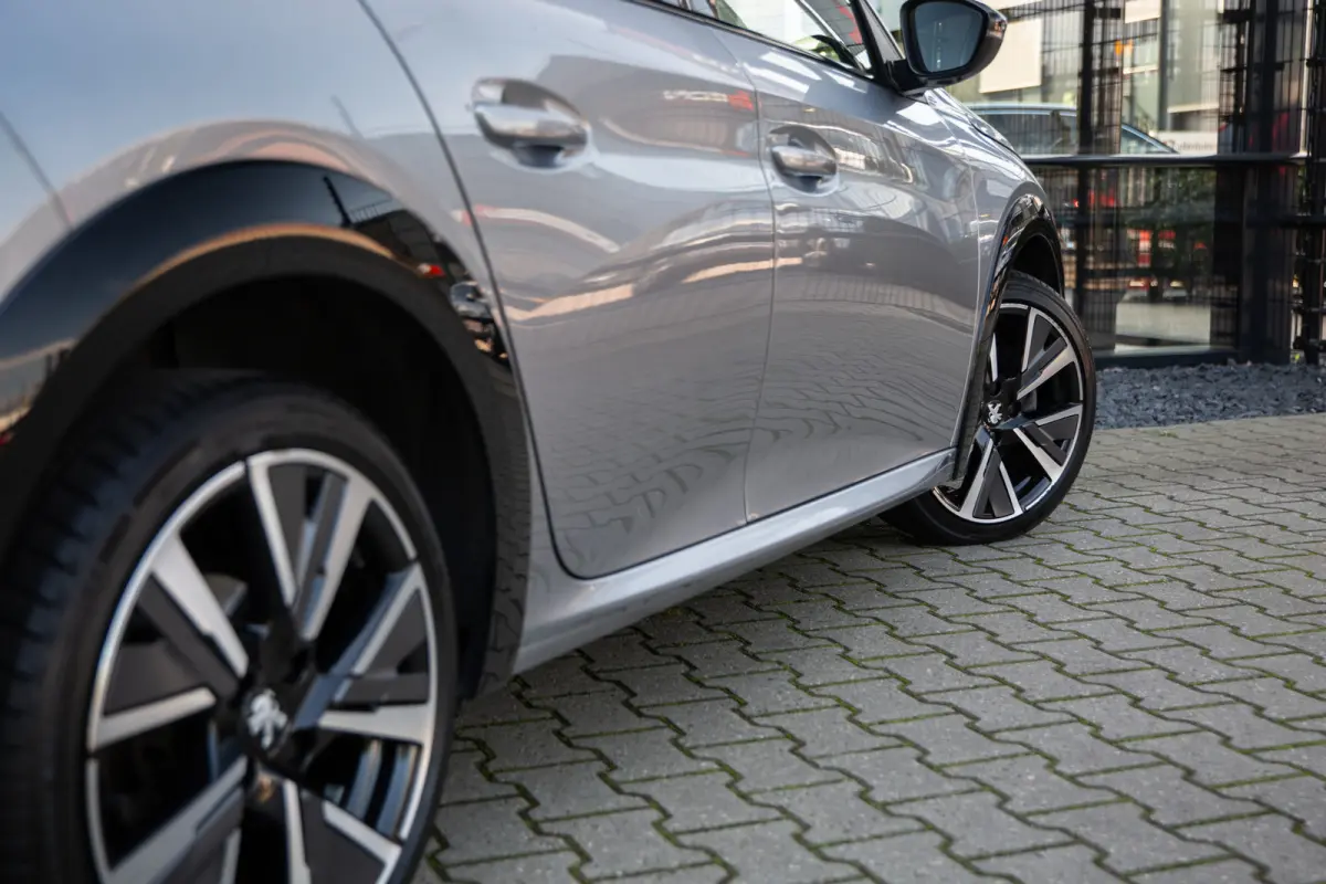 1.2 PureTech GT-Line , Cruise control, Achteruitrijcamera, Navigatie, Led