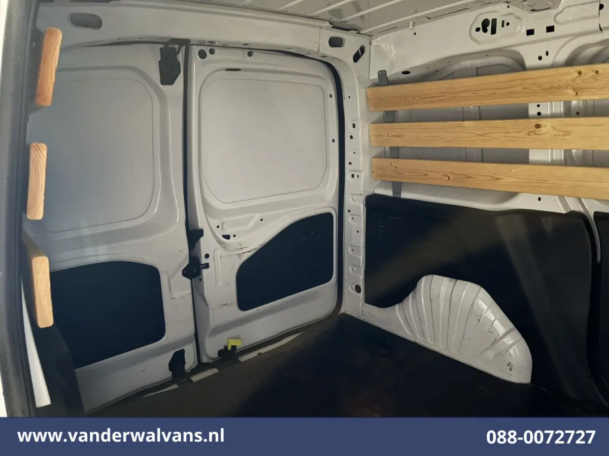 1.5 BlueHDi 131pk L1H1 Euro6 Airco | Apple Carplay | Navigatie | Cruisecontrol | Parkeersensoren, Android auto