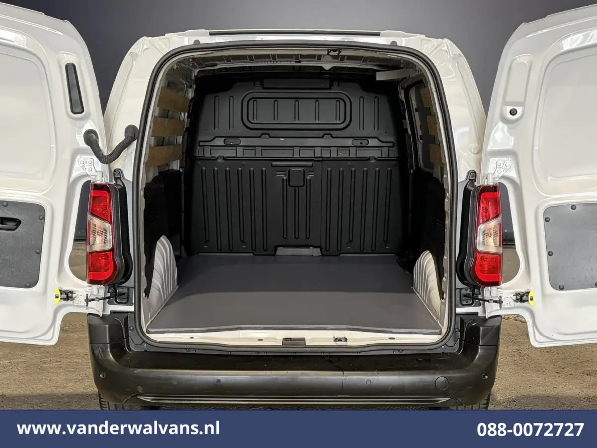 1.5 BlueHDi 131pk L1H1 Euro6 Airco | Apple Carplay | Navigatie | Cruisecontrol | Parkeersensoren, Android auto