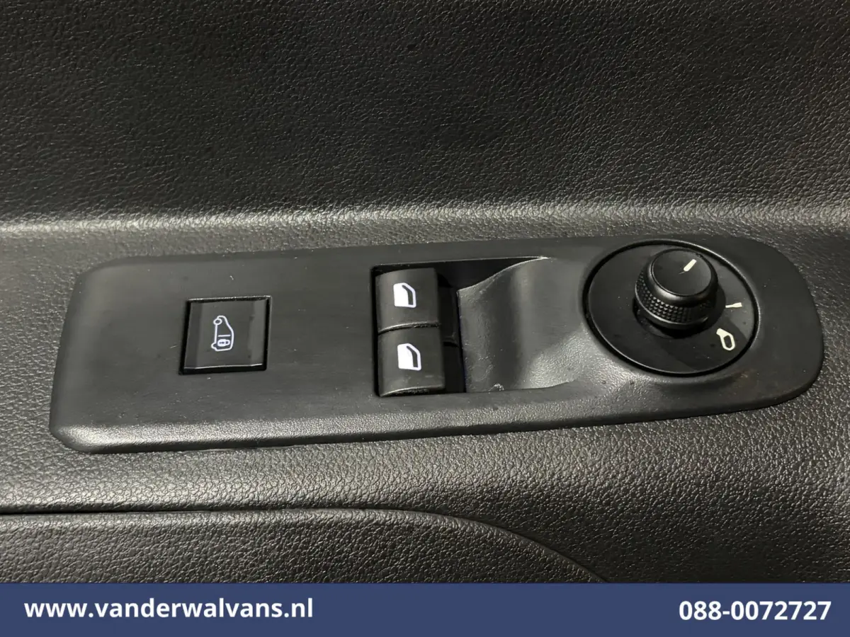 1.5 BlueHDi 131pk L1H1 Euro6 Airco | Apple Carplay | Navigatie | Cruisecontrol | Parkeersensoren, Android auto