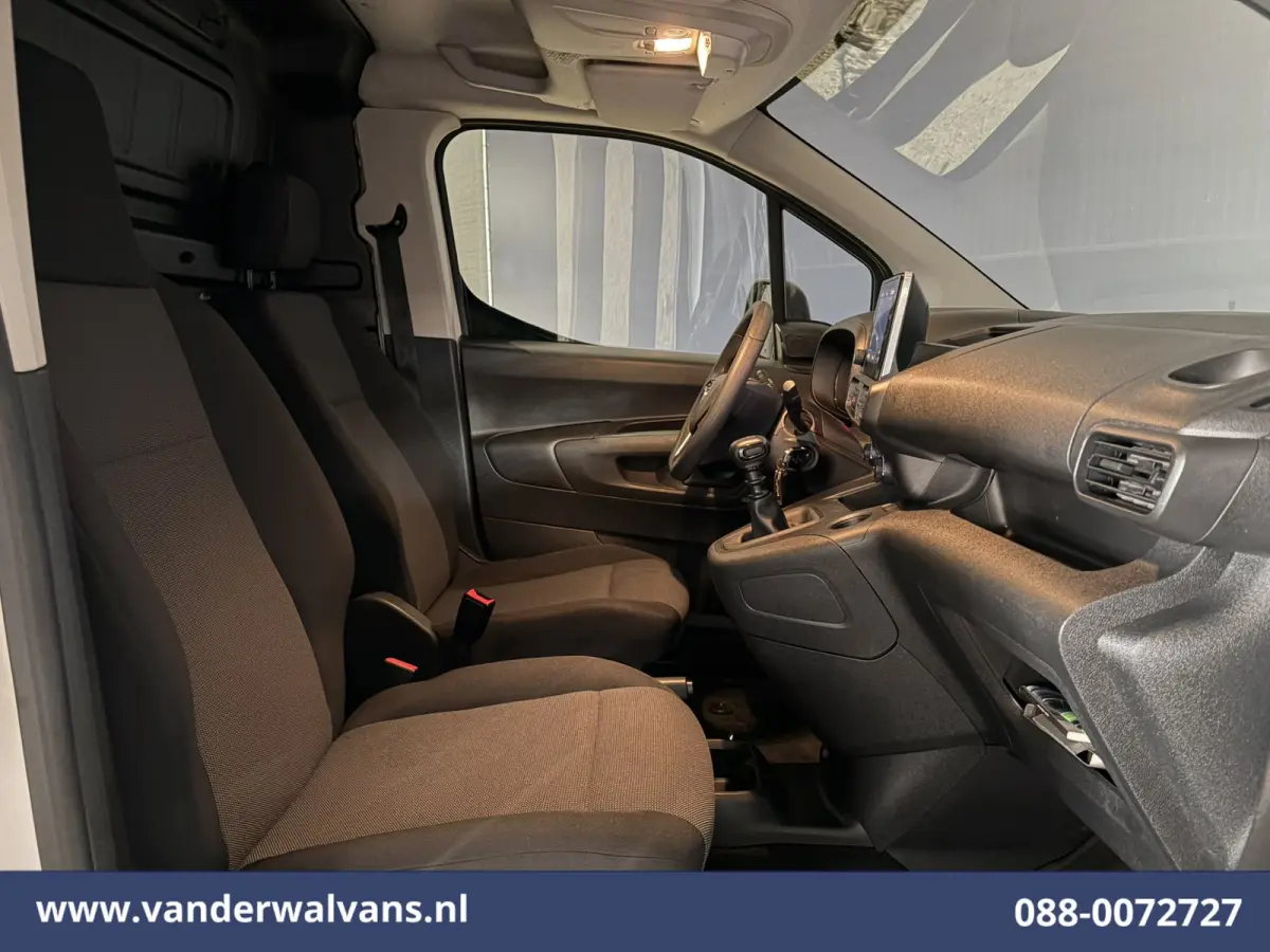 1.5 BlueHDi 131pk L1H1 Euro6 Airco | Apple Carplay | Navigatie | Cruisecontrol | Parkeersensoren, Android auto
