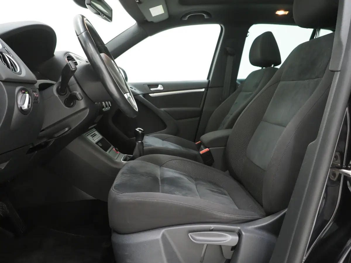 1.4 TSI R-Line Edition | NL Auto | Panoramadak | Alcantara | Cruise | Climate | Donkere Hemel