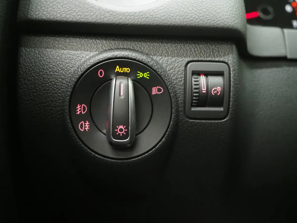 1.4 TSI R-Line Edition | NL Auto | Panoramadak | Alcantara | Cruise | Climate | Donkere Hemel