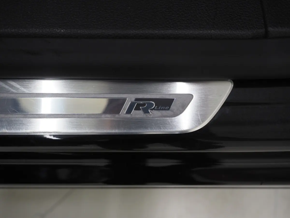 1.4 TSI R-Line Edition | NL Auto | Panoramadak | Alcantara | Cruise | Climate | Donkere Hemel