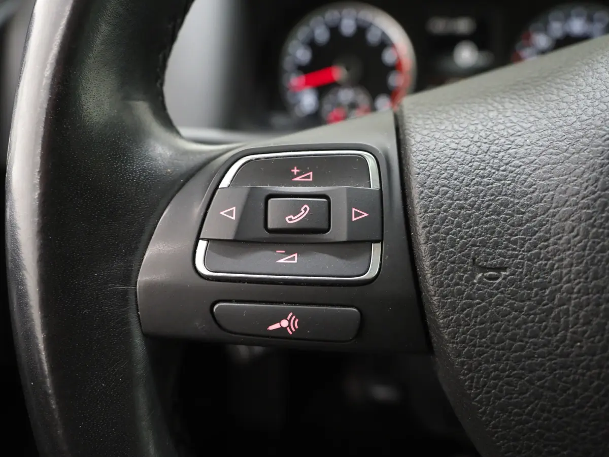 1.4 TSI R-Line Edition | NL Auto | Panoramadak | Alcantara | Cruise | Climate | Donkere Hemel