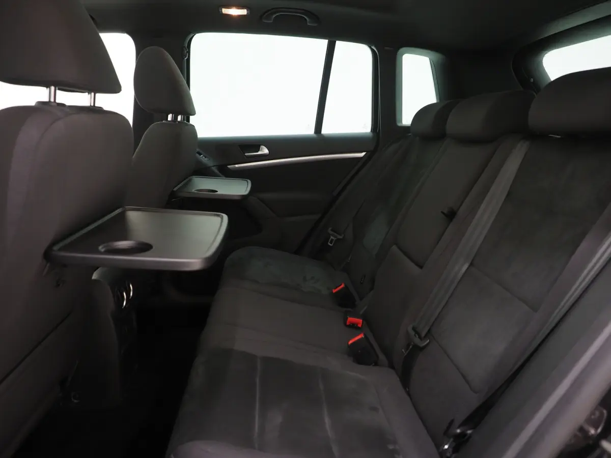 1.4 TSI R-Line Edition | NL Auto | Panoramadak | Alcantara | Cruise | Climate | Donkere Hemel