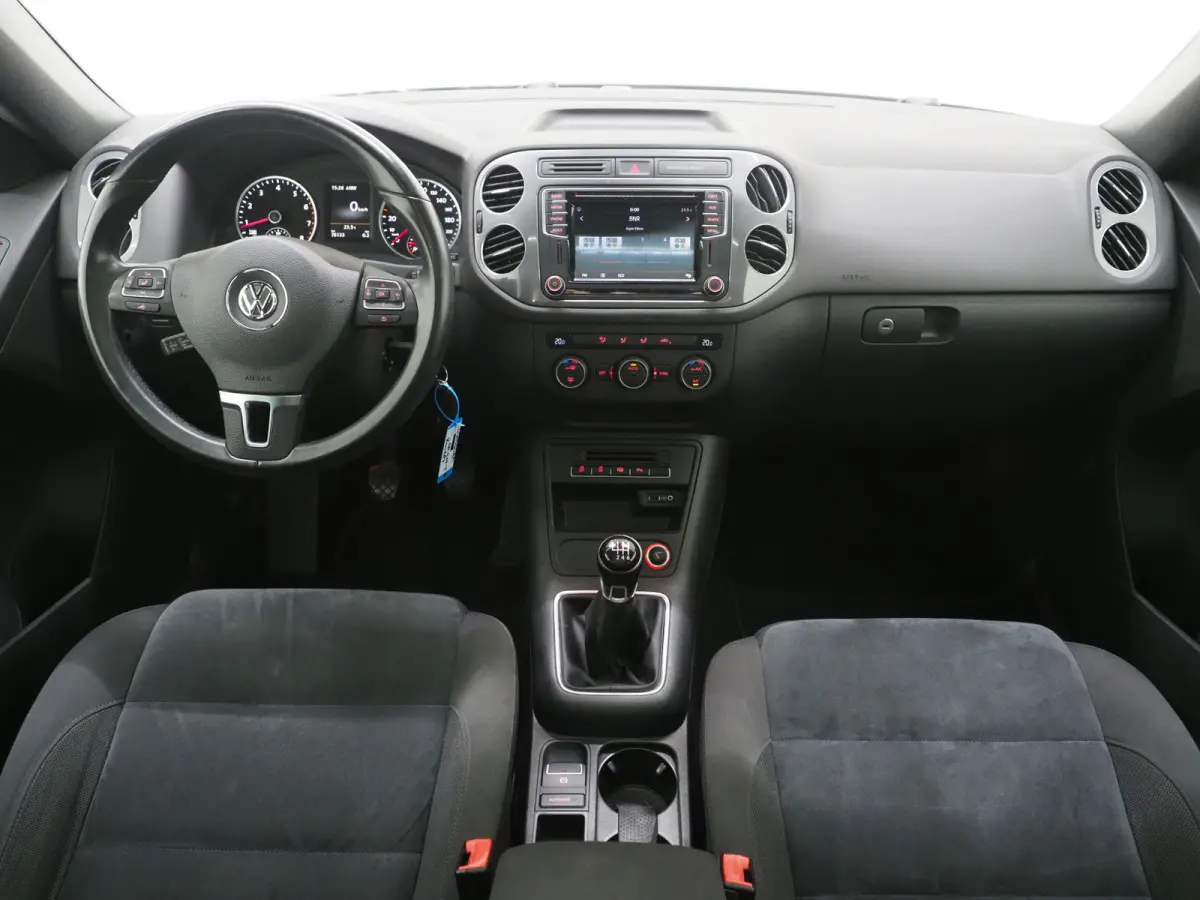 1.4 TSI R-Line Edition | NL Auto | Panoramadak | Alcantara | Cruise | Climate | Donkere Hemel
