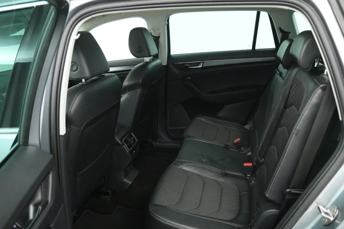 1.5 TSI Business Edition 7p. (PANORAMADAK, STOELVERWARMING, CAMERA)