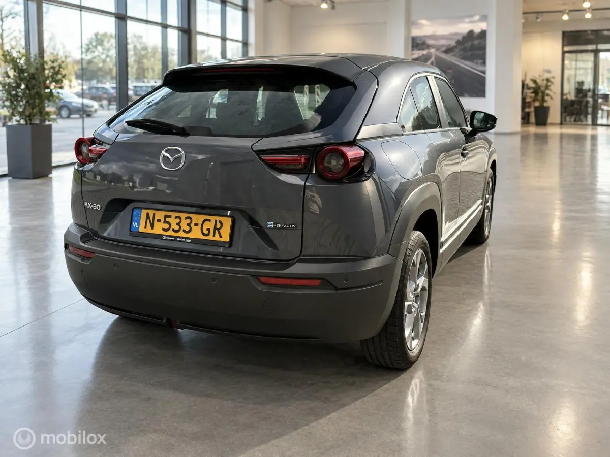 e-SkyActiv 145 36kWh | SOH 94.25% | SLECHTS 38.387 KM | HUD | Stoel- & Stuurverwarming