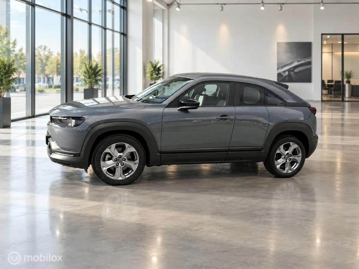 e-SkyActiv 145 36kWh | SOH 94.25% | SLECHTS 38.387 KM | HUD | Stoel- & Stuurverwarming