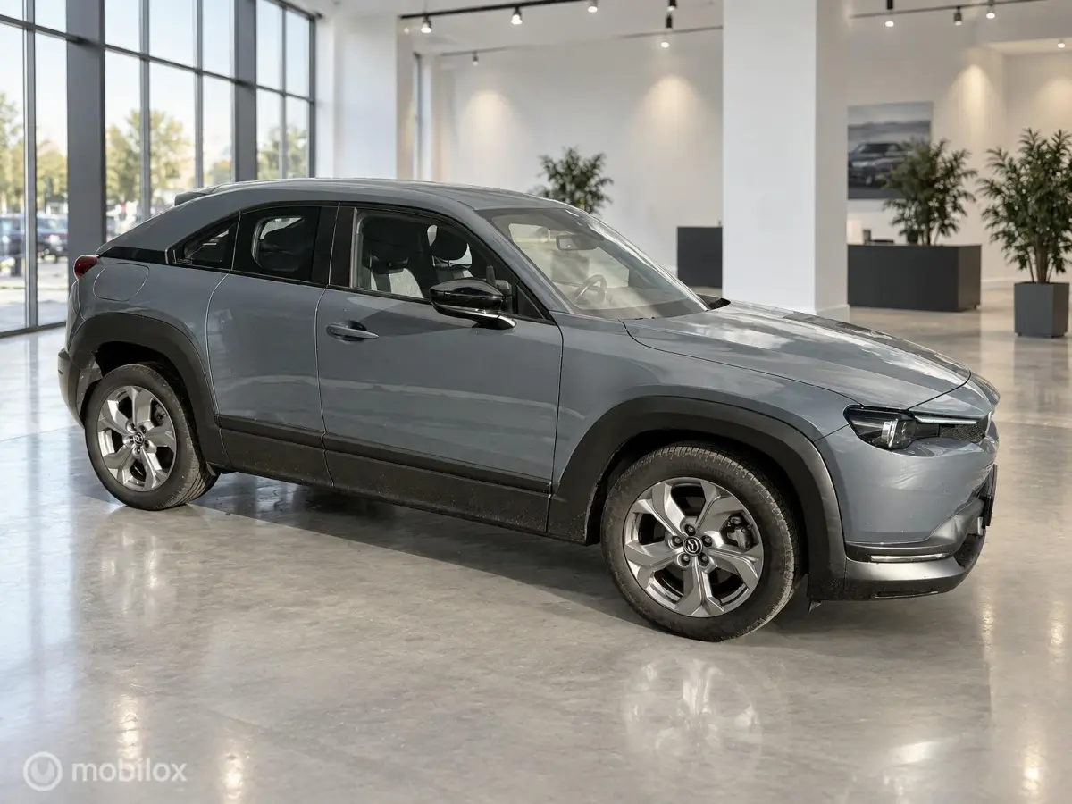 e-SkyActiv 145 36kWh | SOH 94.25% | SLECHTS 38.387 KM | HUD | Stoel- & Stuurverwarming