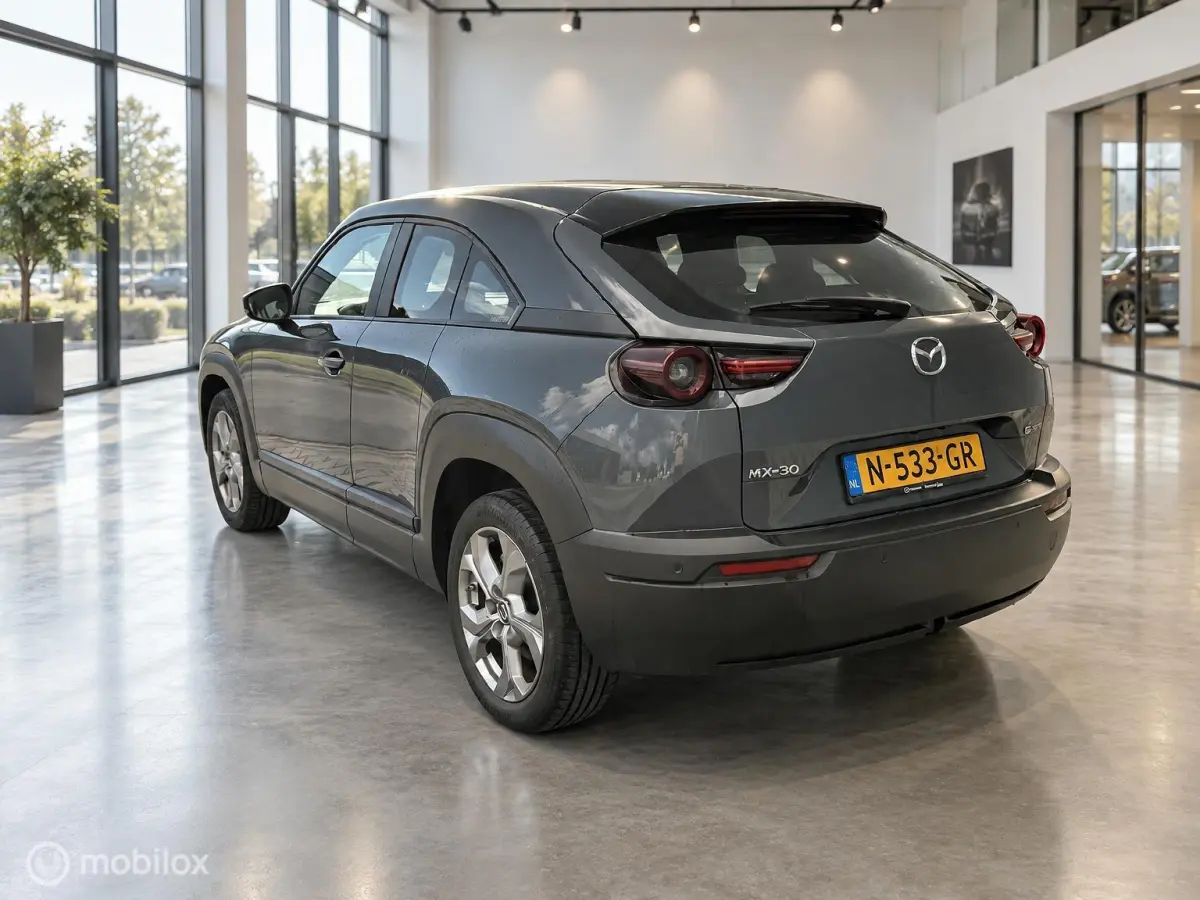 e-SkyActiv 145 36kWh | SOH 94.25% | SLECHTS 38.387 KM | HUD | Stoel- & Stuurverwarming