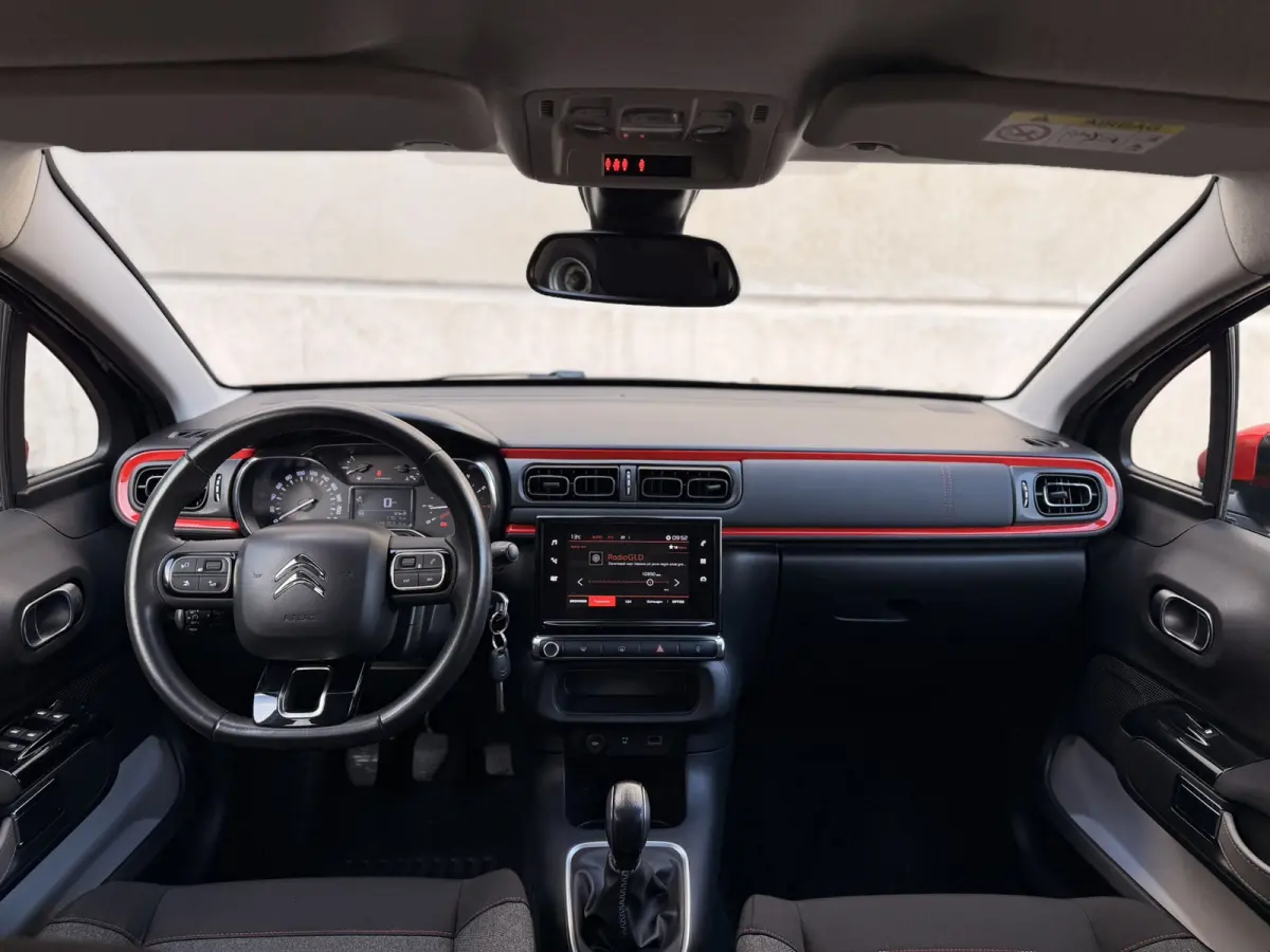 1.2 Shine 17'' Cruise Clima CarPlay 12mnd garantie 3x isofix Stoelverwarming