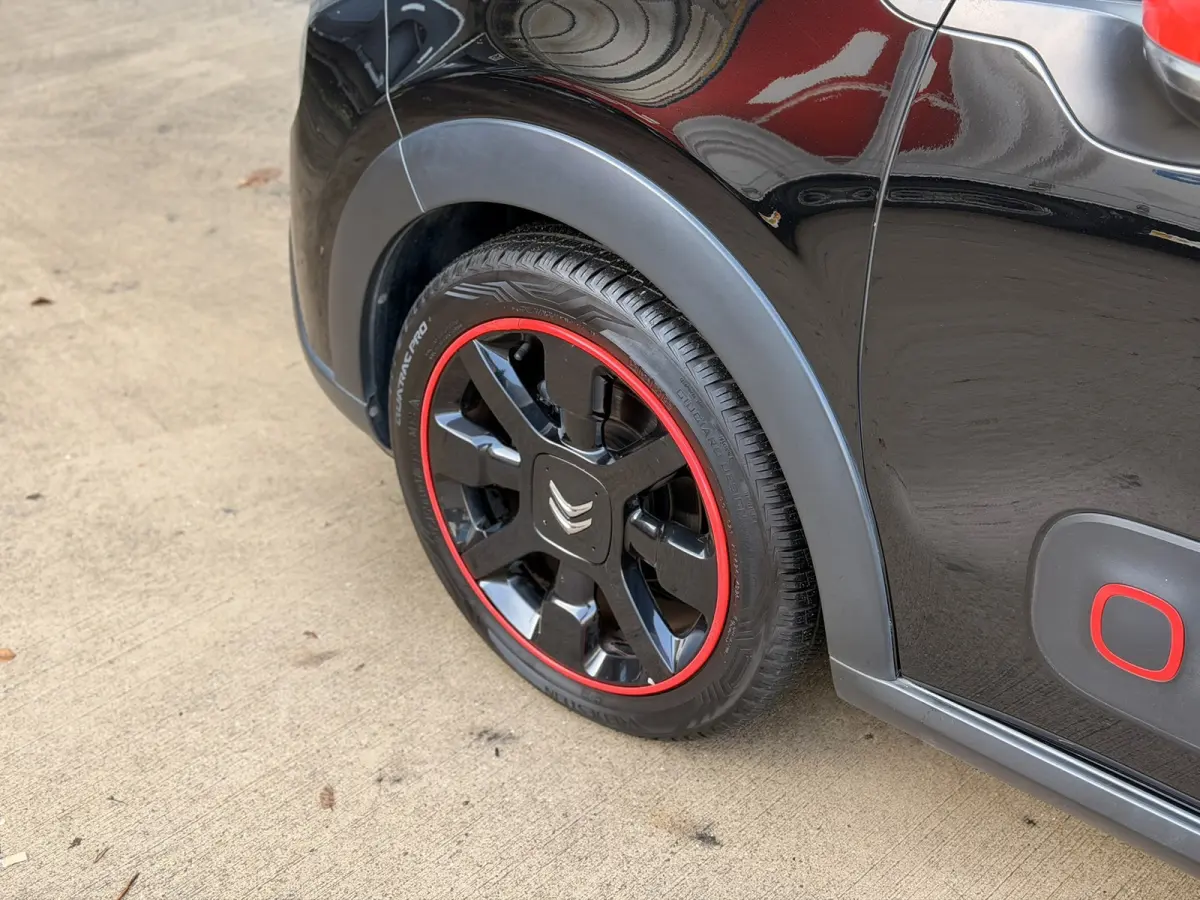 1.2 Shine 17'' Cruise Clima CarPlay 12mnd garantie 3x isofix Stoelverwarming