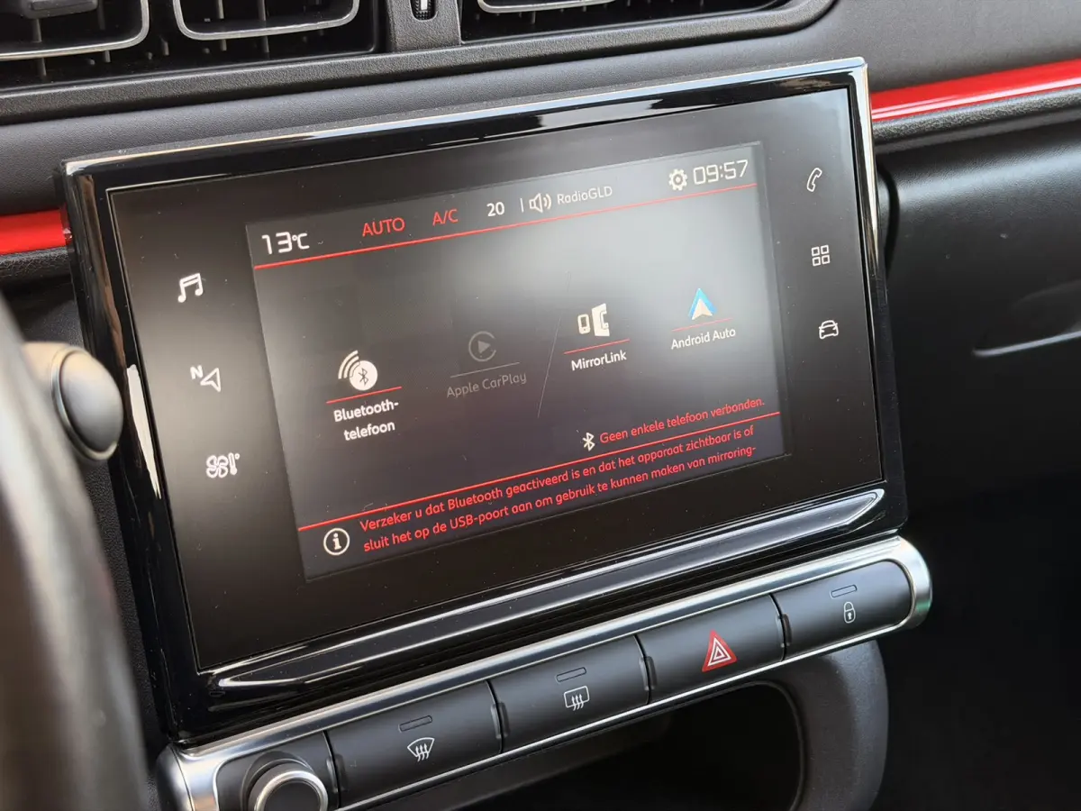 1.2 Shine 17'' Cruise Clima CarPlay 12mnd garantie 3x isofix Stoelverwarming