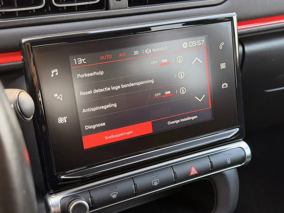 1.2 Shine 17'' Cruise Clima CarPlay 12mnd garantie 3x isofix Stoelverwarming