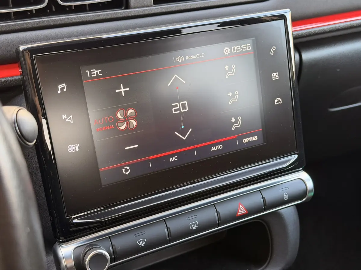1.2 Shine 17'' Cruise Clima CarPlay 12mnd garantie 3x isofix Stoelverwarming