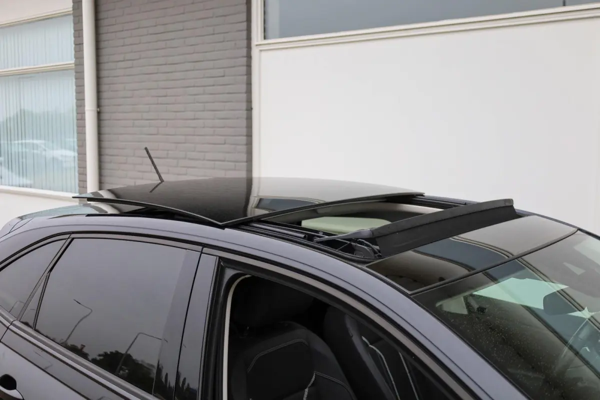 1.0 TSI 110pk Style | Panoramadak | IQ Matrix Led | Achteruitrijcamera