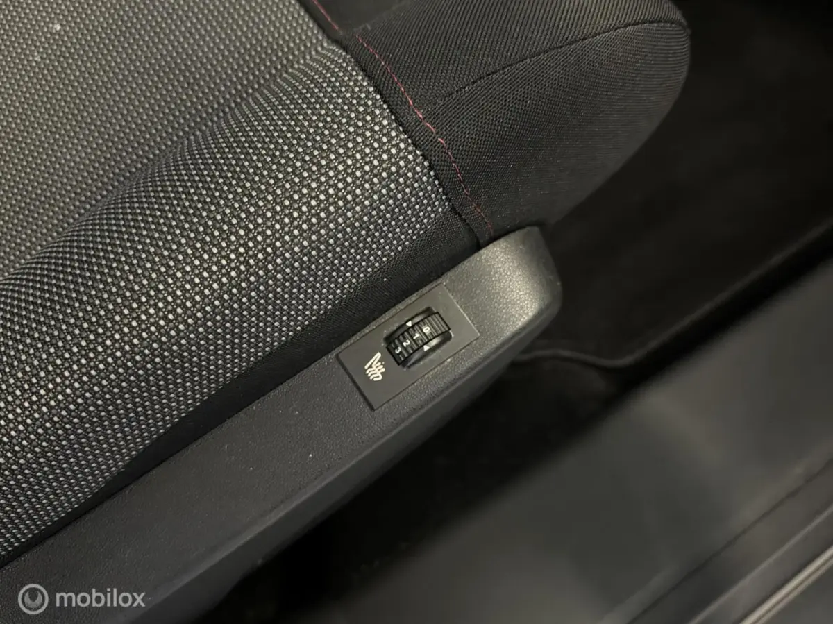 1.2 PureTech | Camera | CarPlay | Stoel vw | Nieuwe APK
