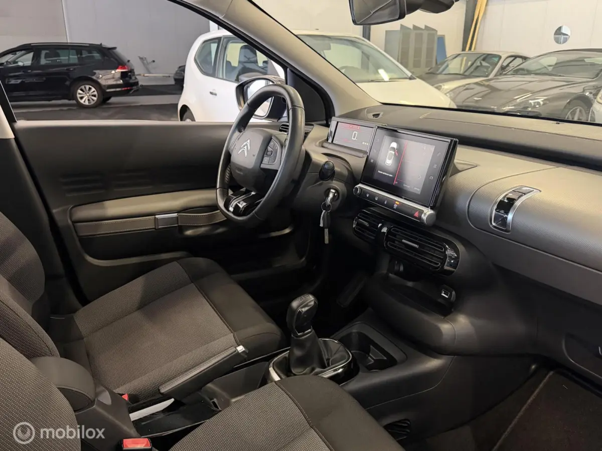 1.2 PureTech | Camera | CarPlay | Stoel vw | Nieuwe APK