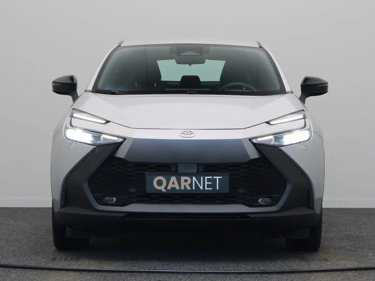 1.8 Hybrid 140 Active | Stoel- en stuurwielverwarming | Voorruitverwarming | Achteruitrijcamera | Dodehoek |