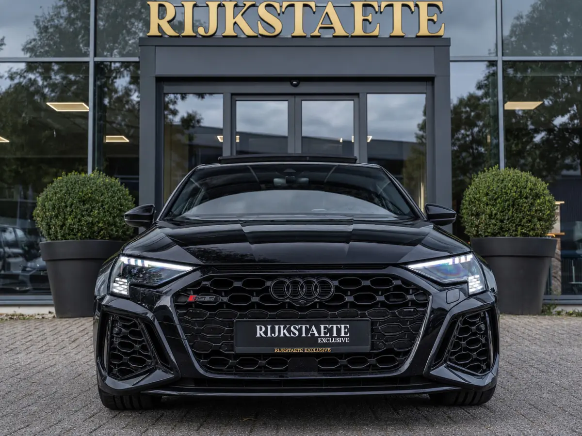 RS 3 2.5 TFSI RS 3 quattro