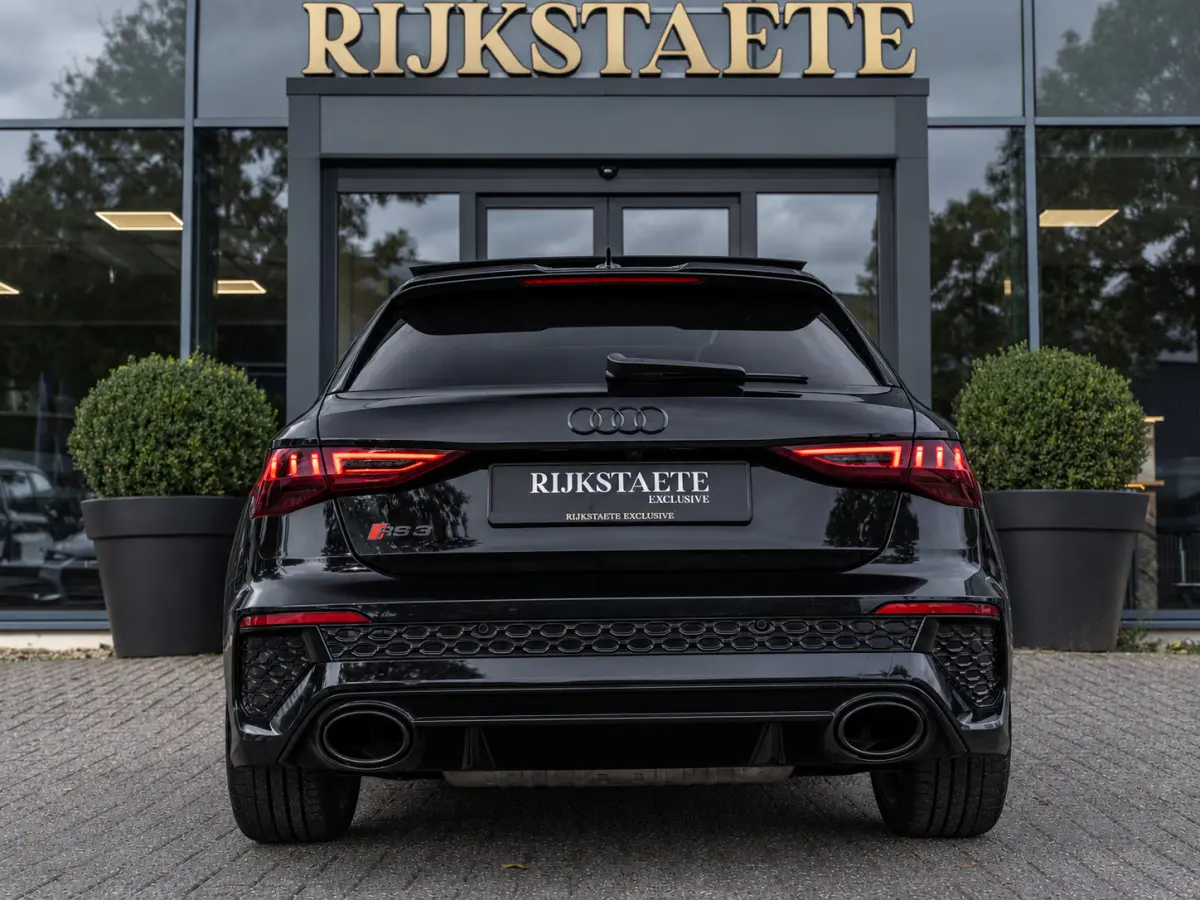 RS 3 2.5 TFSI RS 3 quattro