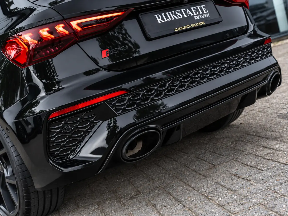 RS 3 2.5 TFSI RS 3 quattro