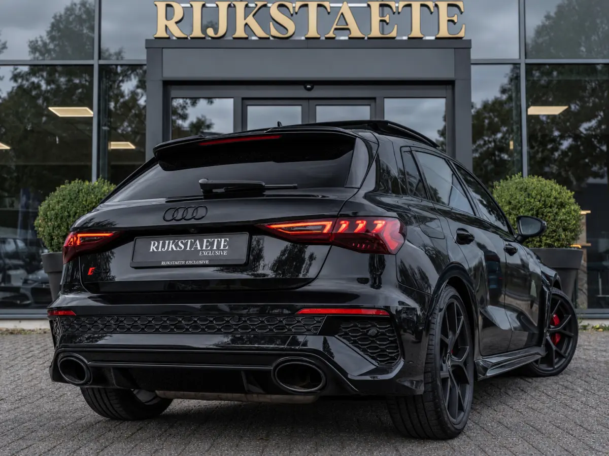 RS 3 2.5 TFSI RS 3 quattro