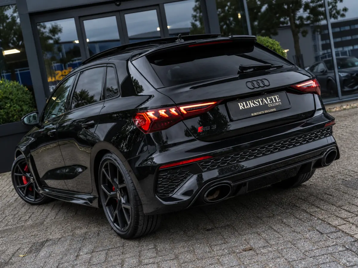 RS 3 2.5 TFSI RS 3 quattro