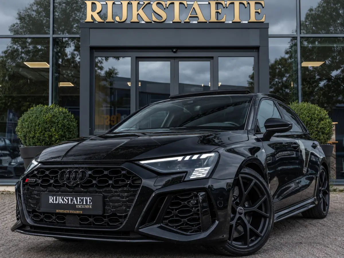 RS 3 2.5 TFSI RS 3 quattro