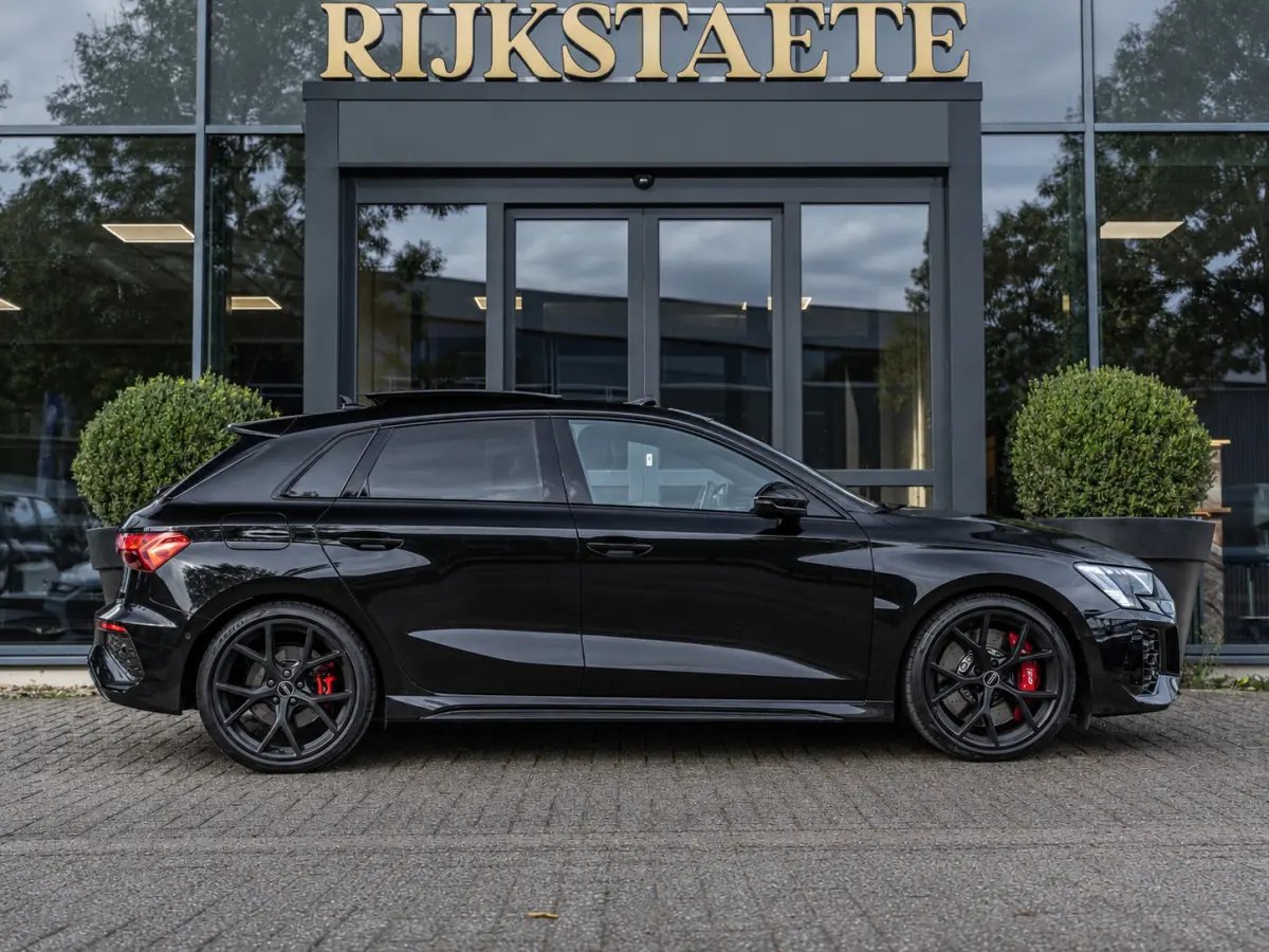RS 3 2.5 TFSI RS 3 quattro