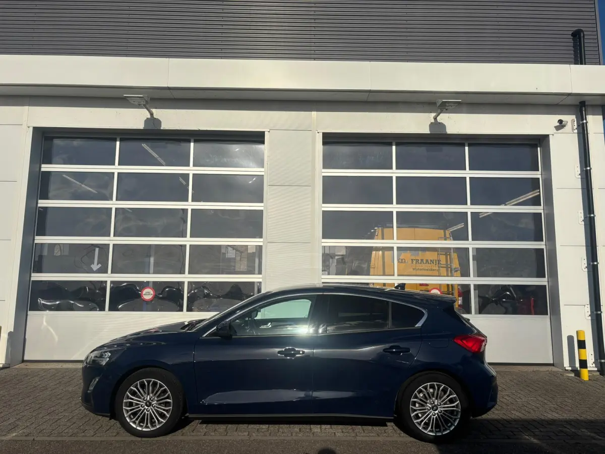 1.0 EcoBoost Titanium Business | Winterpack | Cruise control | Sync 3