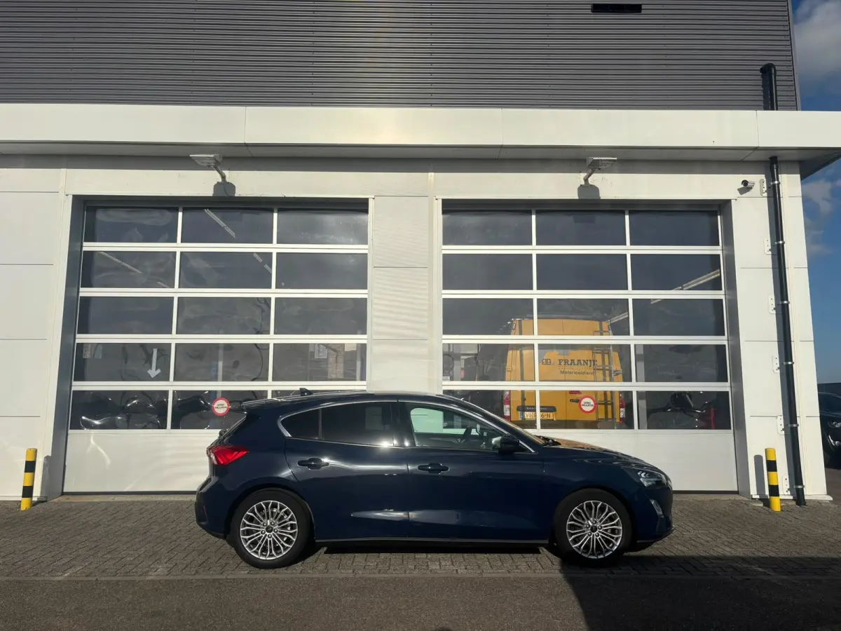 1.0 EcoBoost Titanium Business | Winterpack | Cruise control | Sync 3