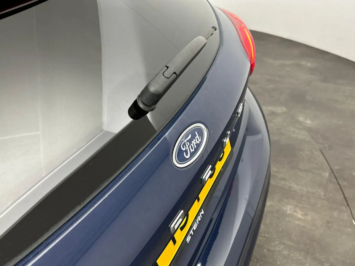 1.0 EcoBoost Titanium Business | Winterpack | Cruise control | Sync 3