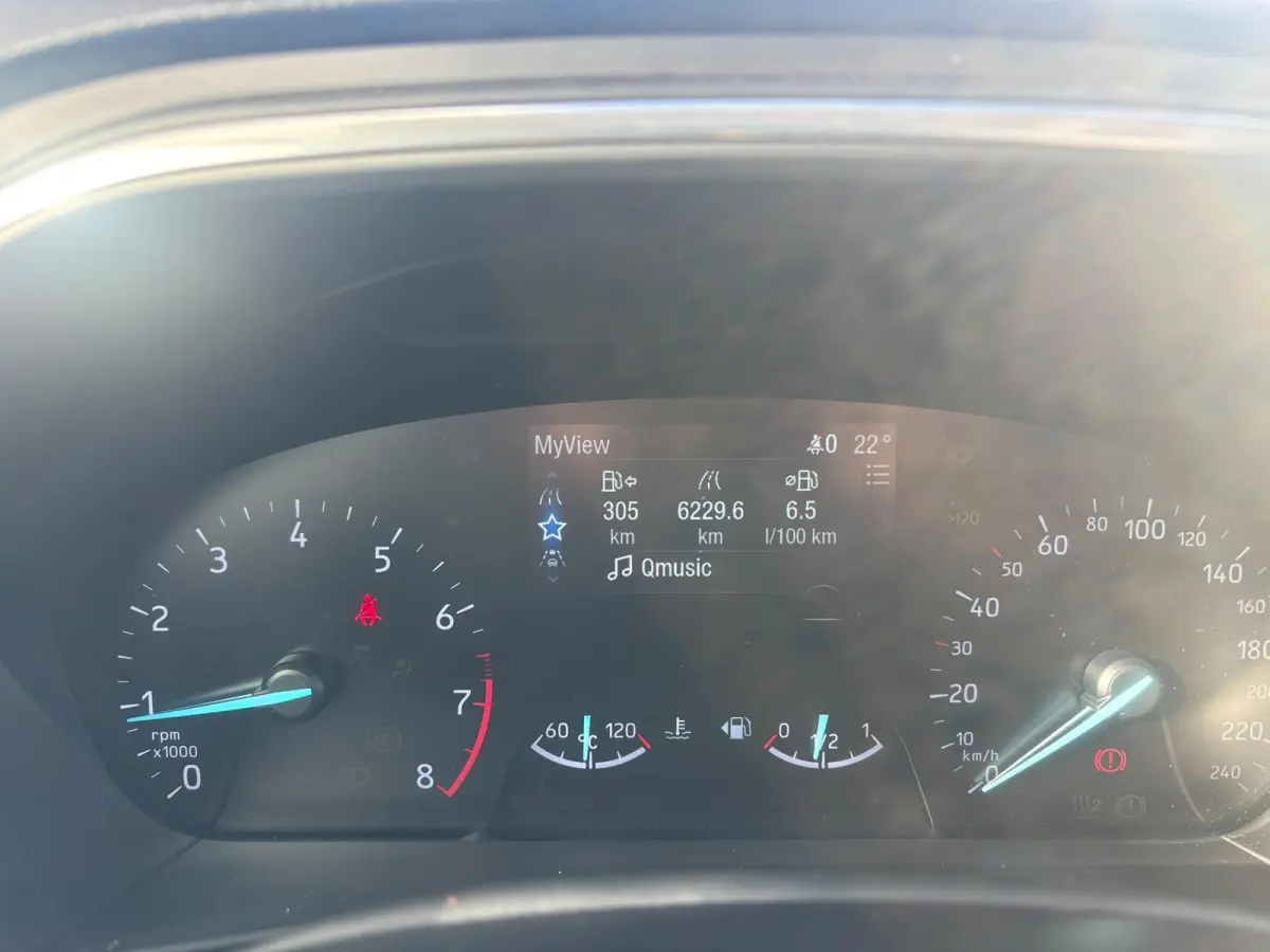 1.0 EcoBoost Titanium Business | Winterpack | Cruise control | Sync 3