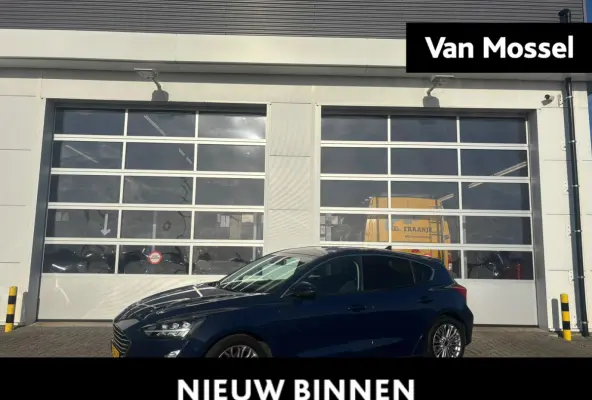 1.0 EcoBoost Titanium Business | Winterpack | Cruise control | Sync 3