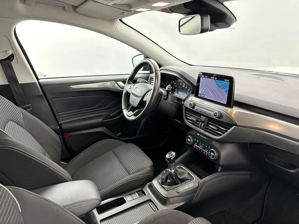 1.0 EcoBoost Titanium Business | Winterpack | Cruise control | Sync 3