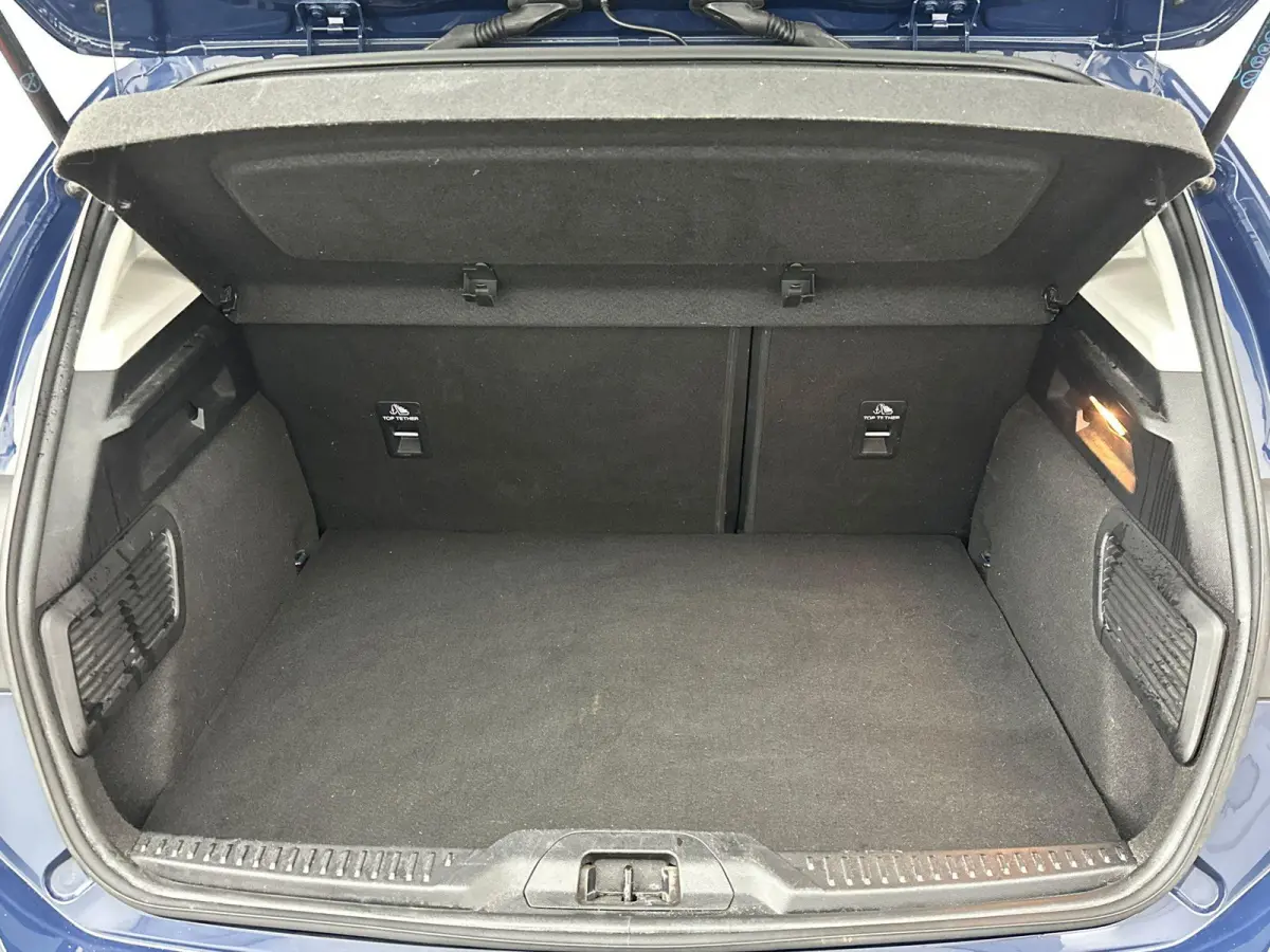 1.0 EcoBoost Titanium Business | Winterpack | Cruise control | Sync 3