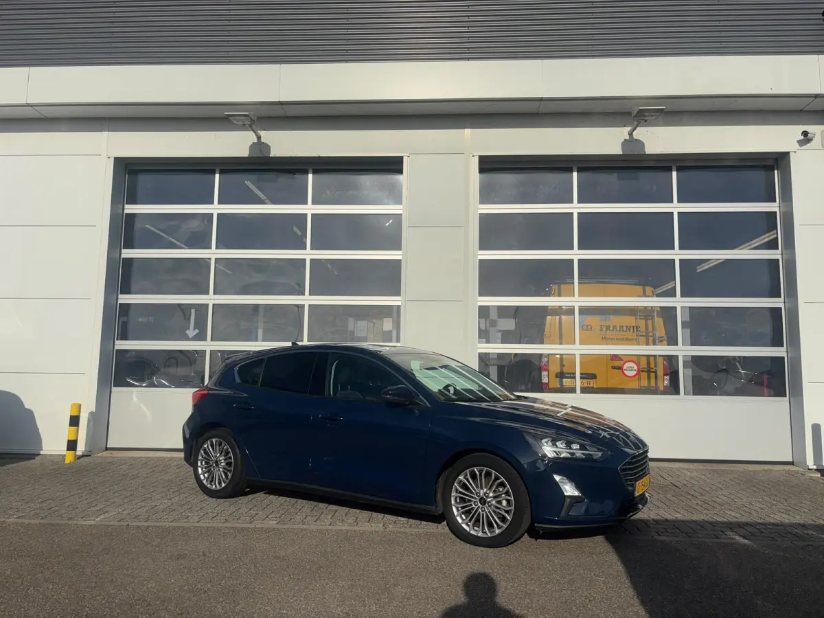 1.0 EcoBoost Titanium Business | Winterpack | Cruise control | Sync 3