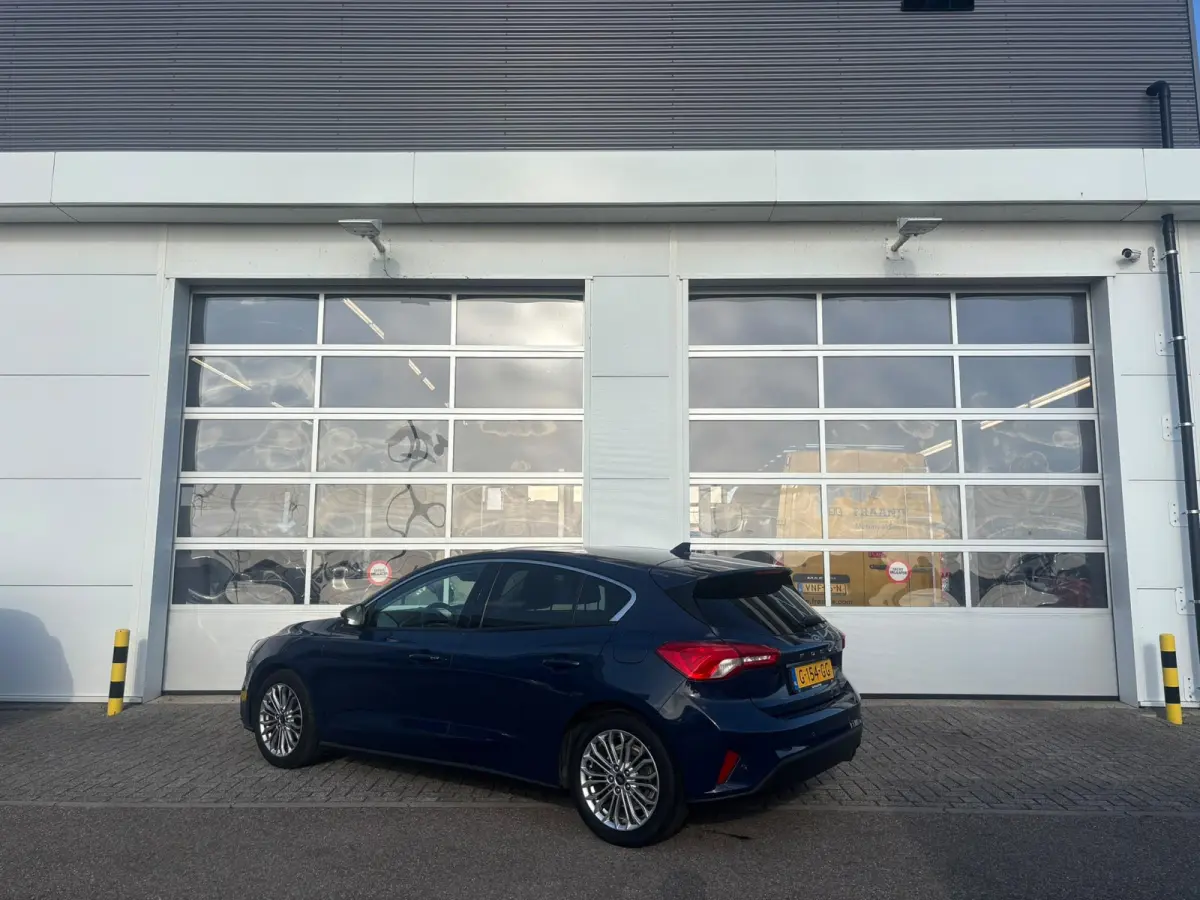 1.0 EcoBoost Titanium Business | Winterpack | Cruise control | Sync 3