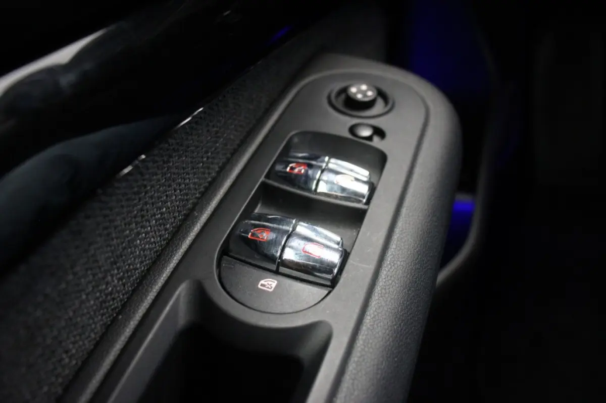 1.5 Business Edition Automaat - Carplay, Cruise, Half Leer