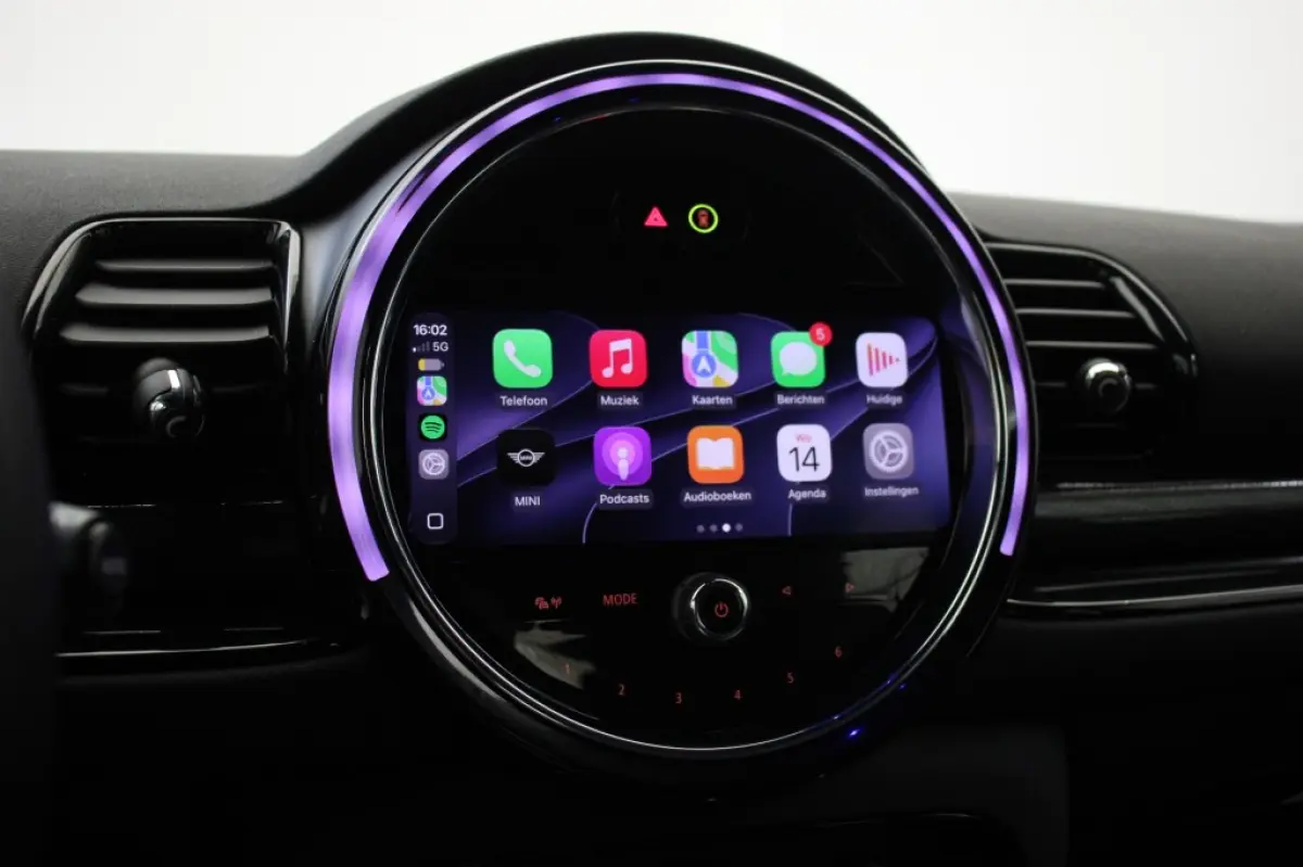 1.5 One Business Edition Automaat - Carplay, Cruise, Half Leer